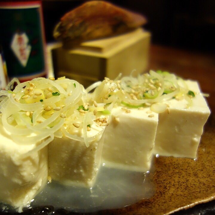 削りたての鰹節を極上の絹豆腐にかけてどうぞ♡
