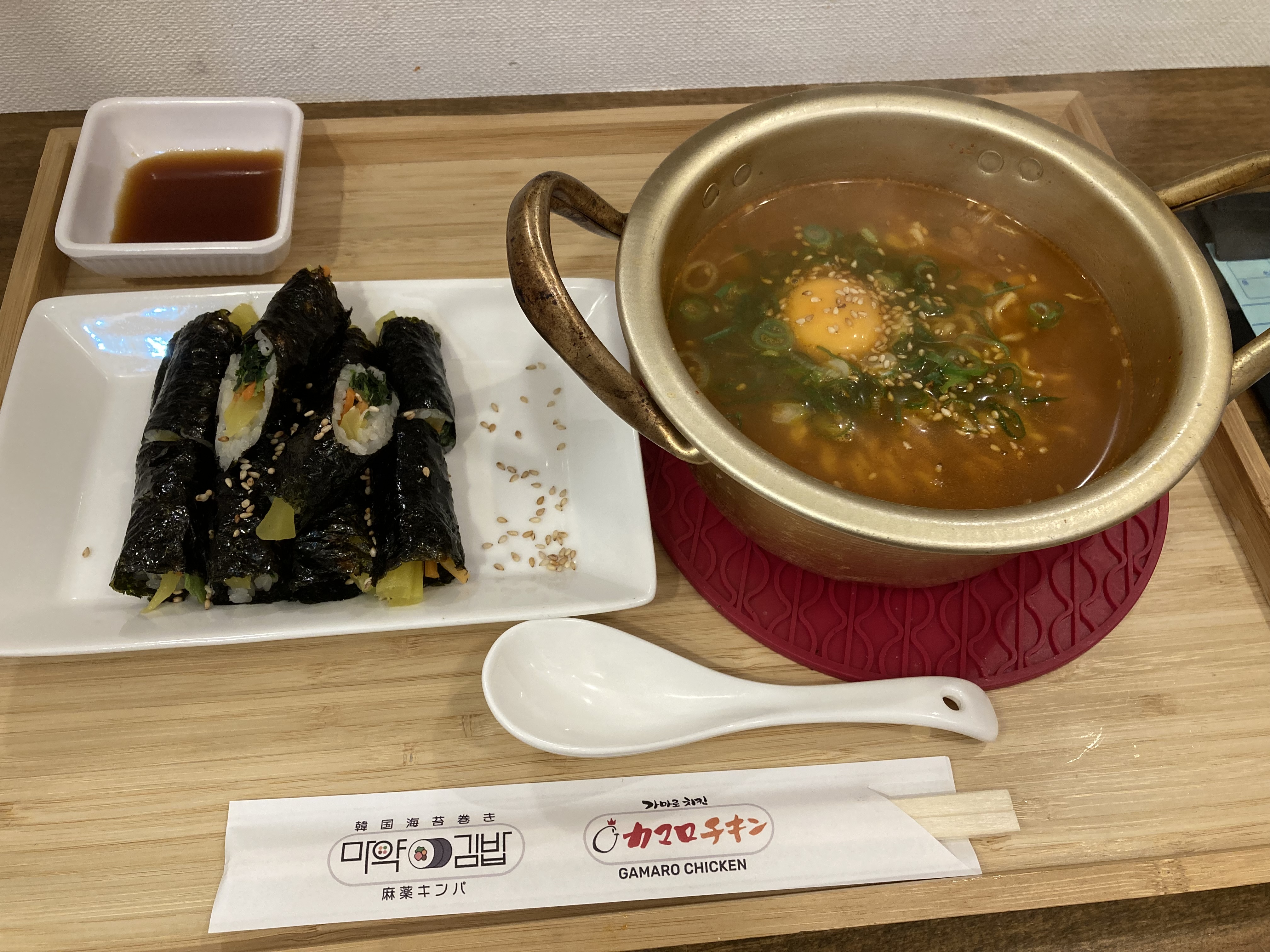 韓国ラーメンと麻薬キンパ