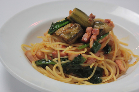 【TOMATO】ベーコンとナスのトマトソース