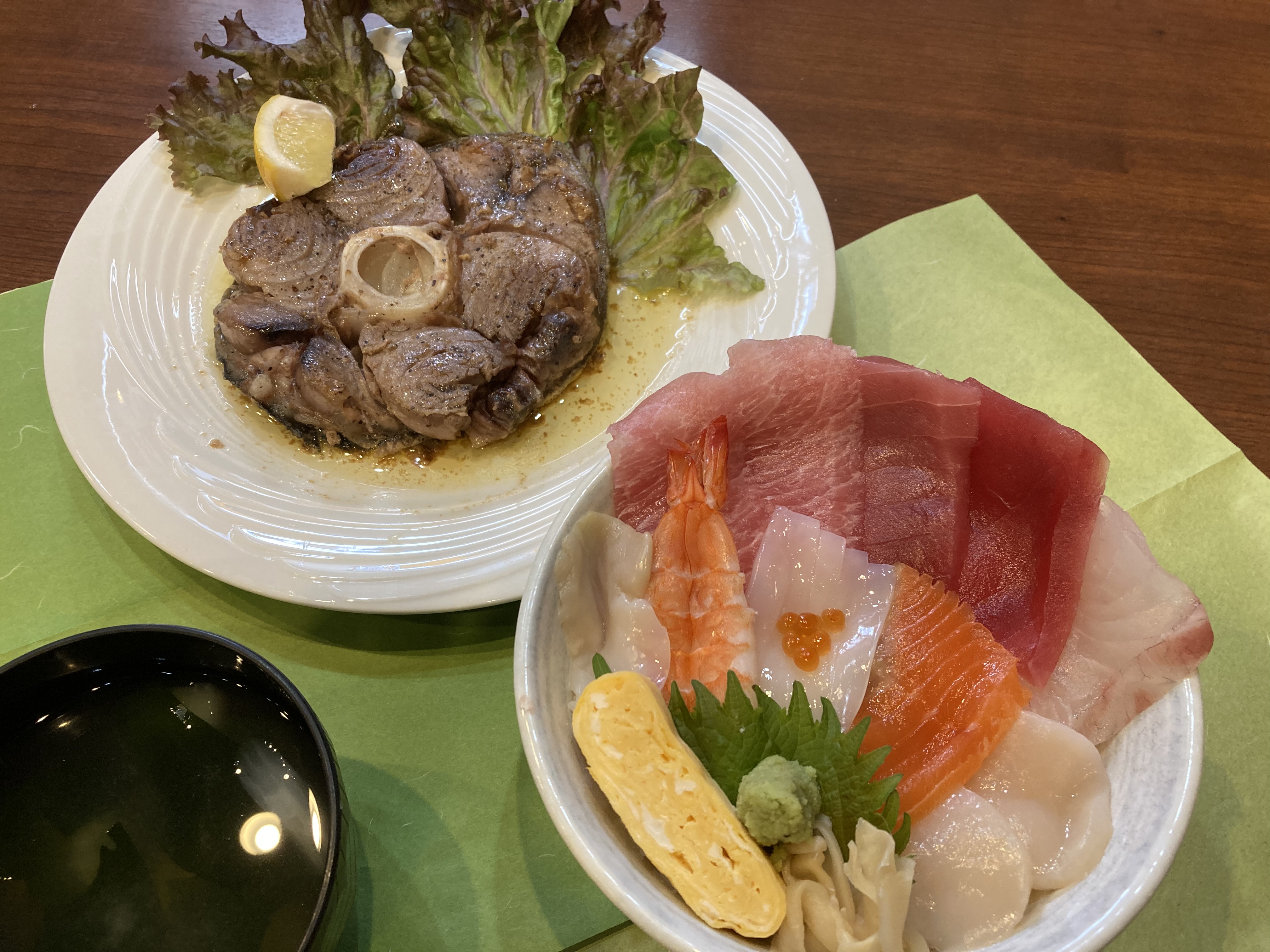 マグロテールステーキ&海鮮丼